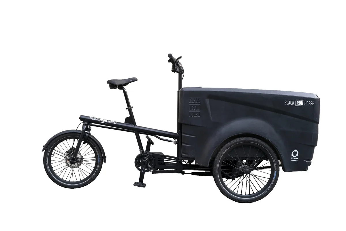 Black Iron Horse Polly – Cargo El-Ladcykel — produktfoto via Ladcyklen.dk